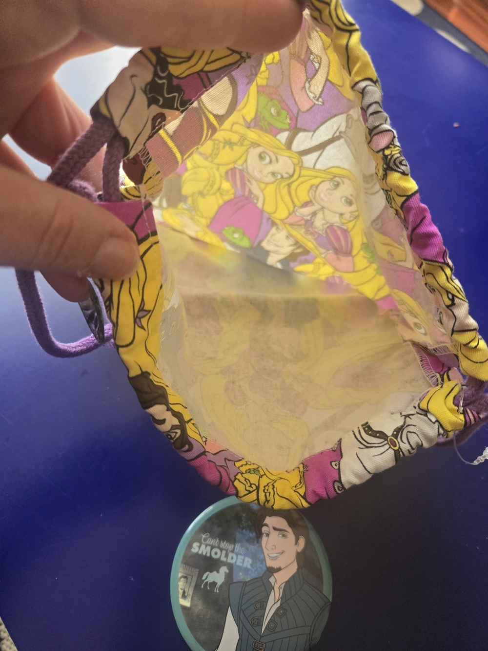 Rapunzel Print Drawstring Bag & Flynn Rider Button - Picture 3 of 3